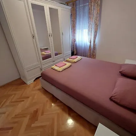 Zeljko Apartment